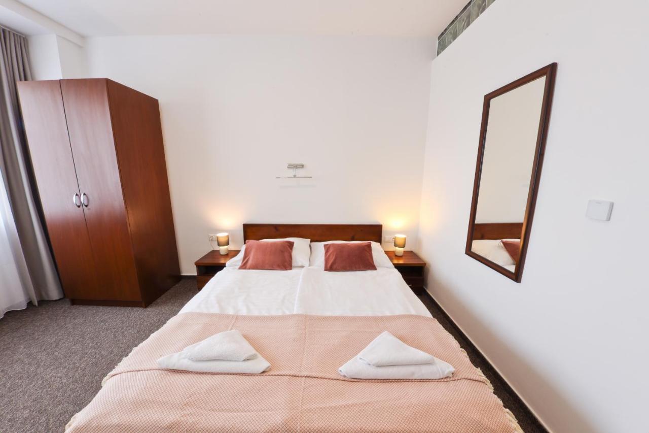 Hotel Slanica Namiestów Zewnętrze zdjęcie