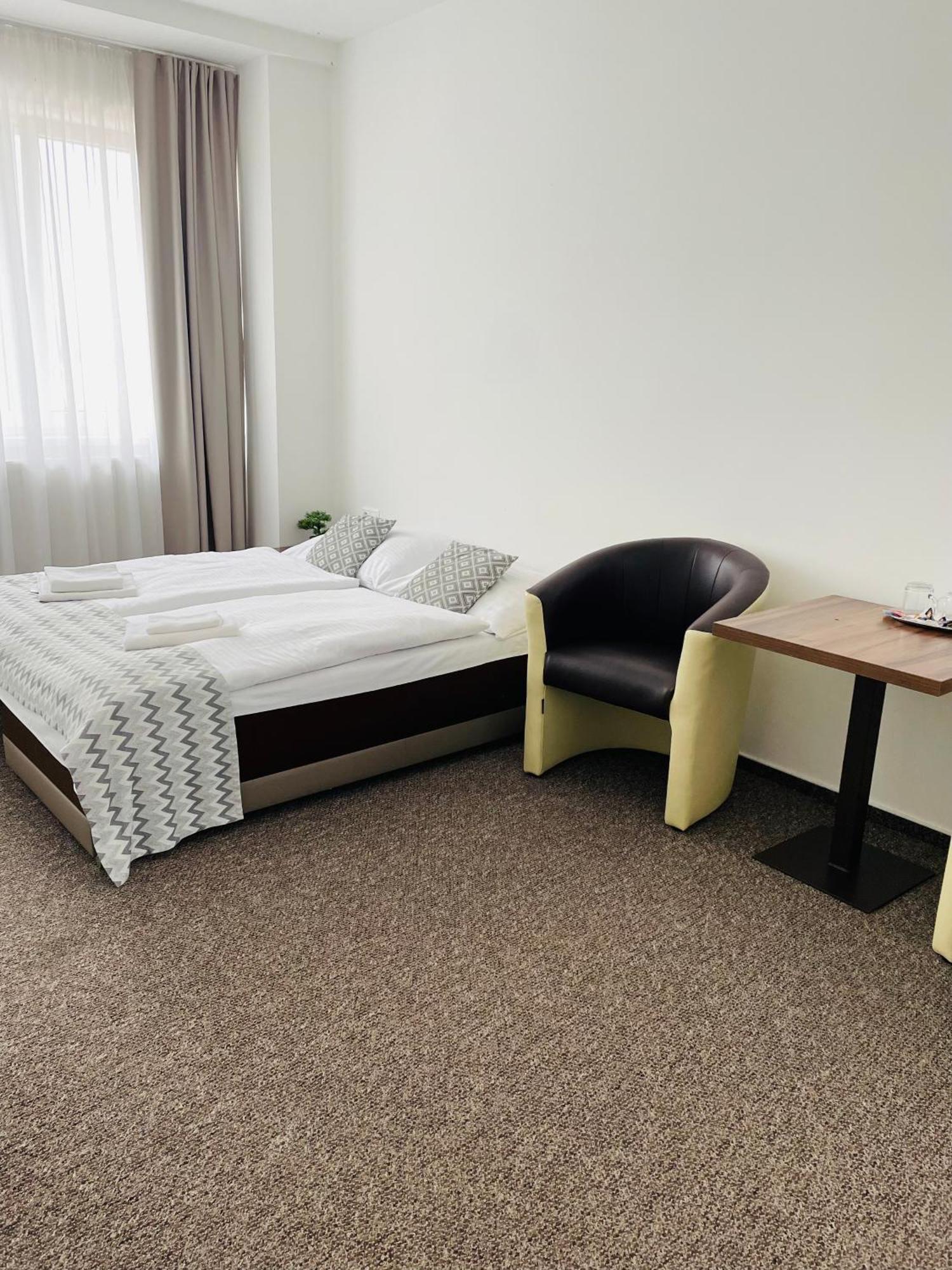 Hotel Slanica Namiestów Zewnętrze zdjęcie
