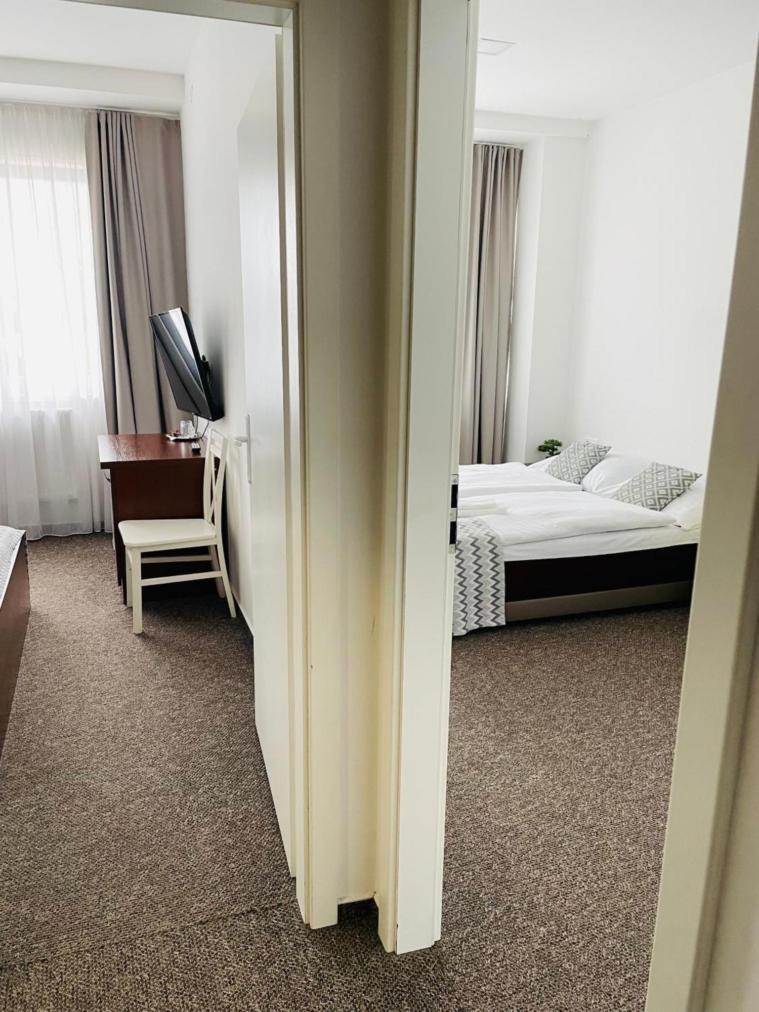 Hotel Slanica Namiestów Zewnętrze zdjęcie