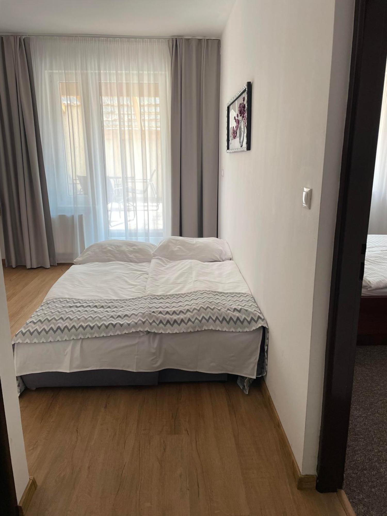 Hotel Slanica Namiestów Zewnętrze zdjęcie